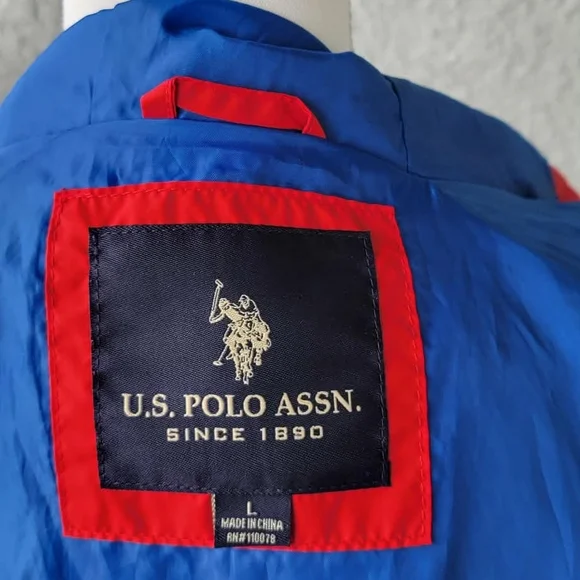 U.S. Polo Assn Red Hooded Windbreaker Jacket Lightweight Zip Snap Women’s Size L - Picture 2 of 15